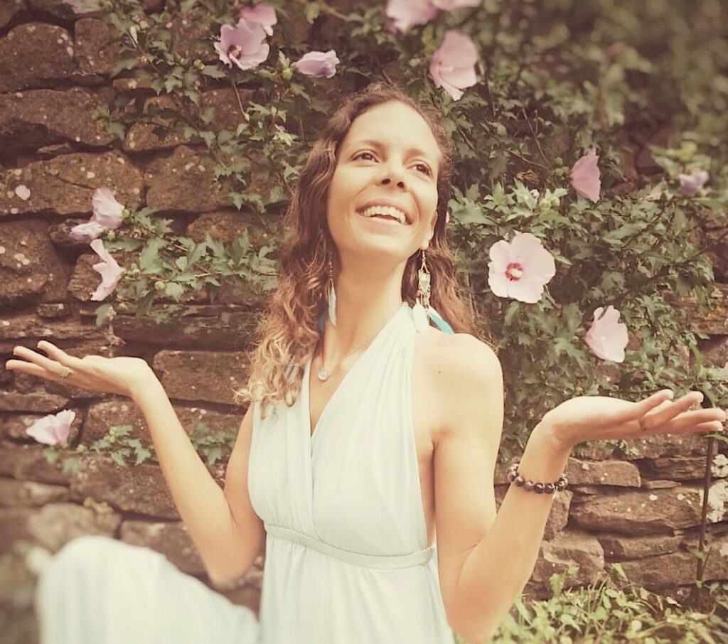 Meditation for Beginners Who Don’t Want to Become “Good at Meditation”. Mahina Perrot
