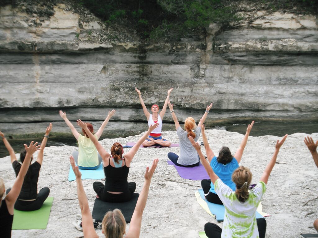 Online Group Meditation: What to Expect. Mahina Perrot